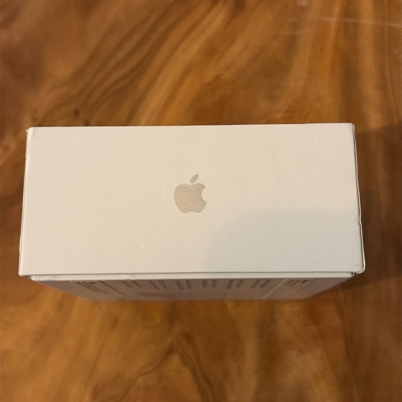 Wireless AirPods Pro 2nd gen with Case White with design - Picture 3 of 16